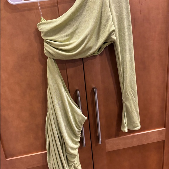 Oh Polly Light Green cut out dress size 6 - Picture 5 of 6